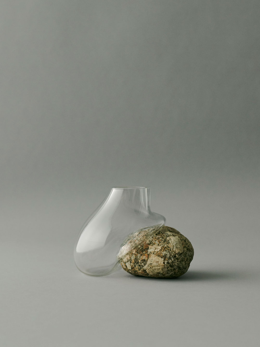 NO.5 Medium Vase / 2 Lovers - Grey