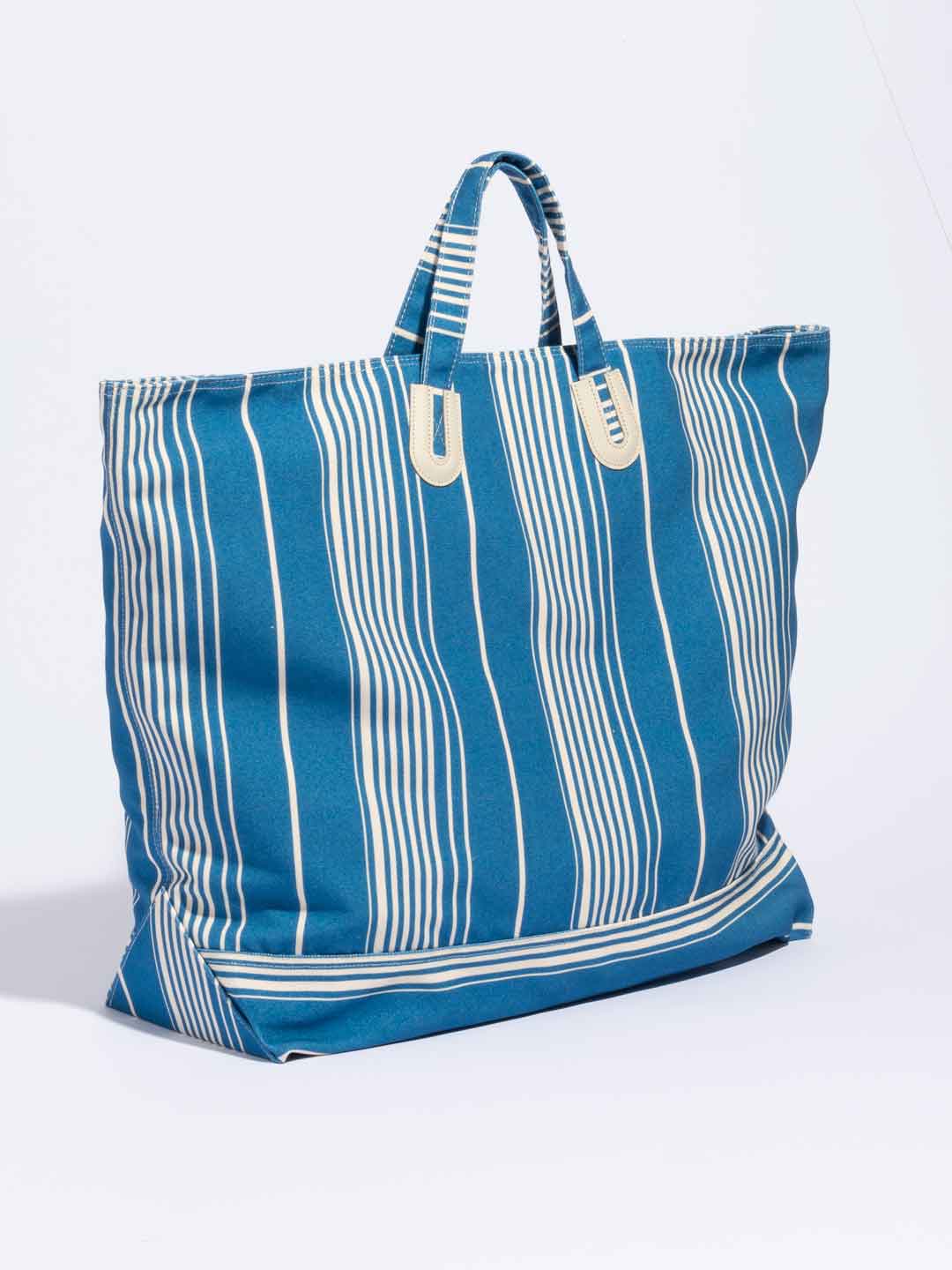Arles Xl Print - Blue