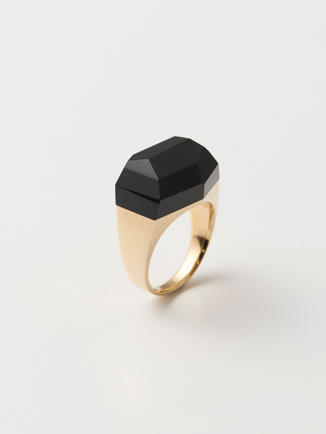 Rock Ring L No.1-5 / Onyx - Yellow gold