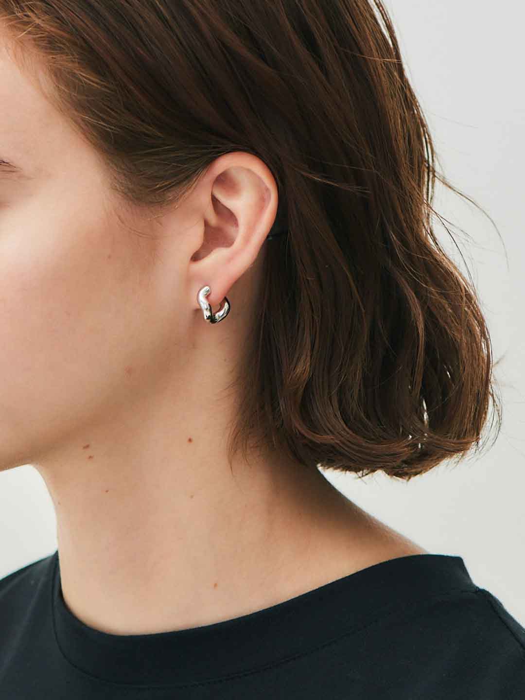 Petit Wave PAIR Pierced Earrings - Silver