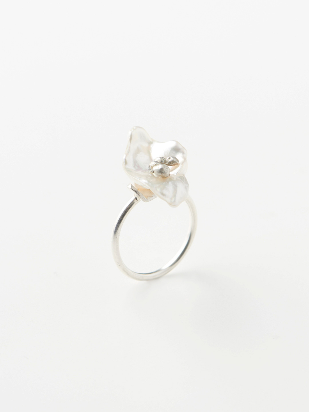 Kumo Keshi Pearl Ring - Silver