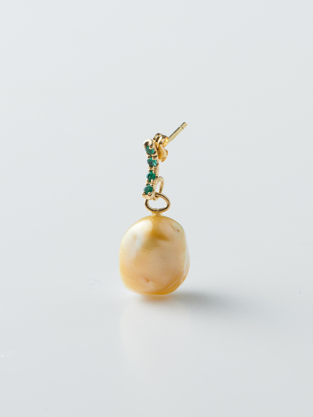 Emerald&Gold South Sea Pearl Pierced Earring - Gold