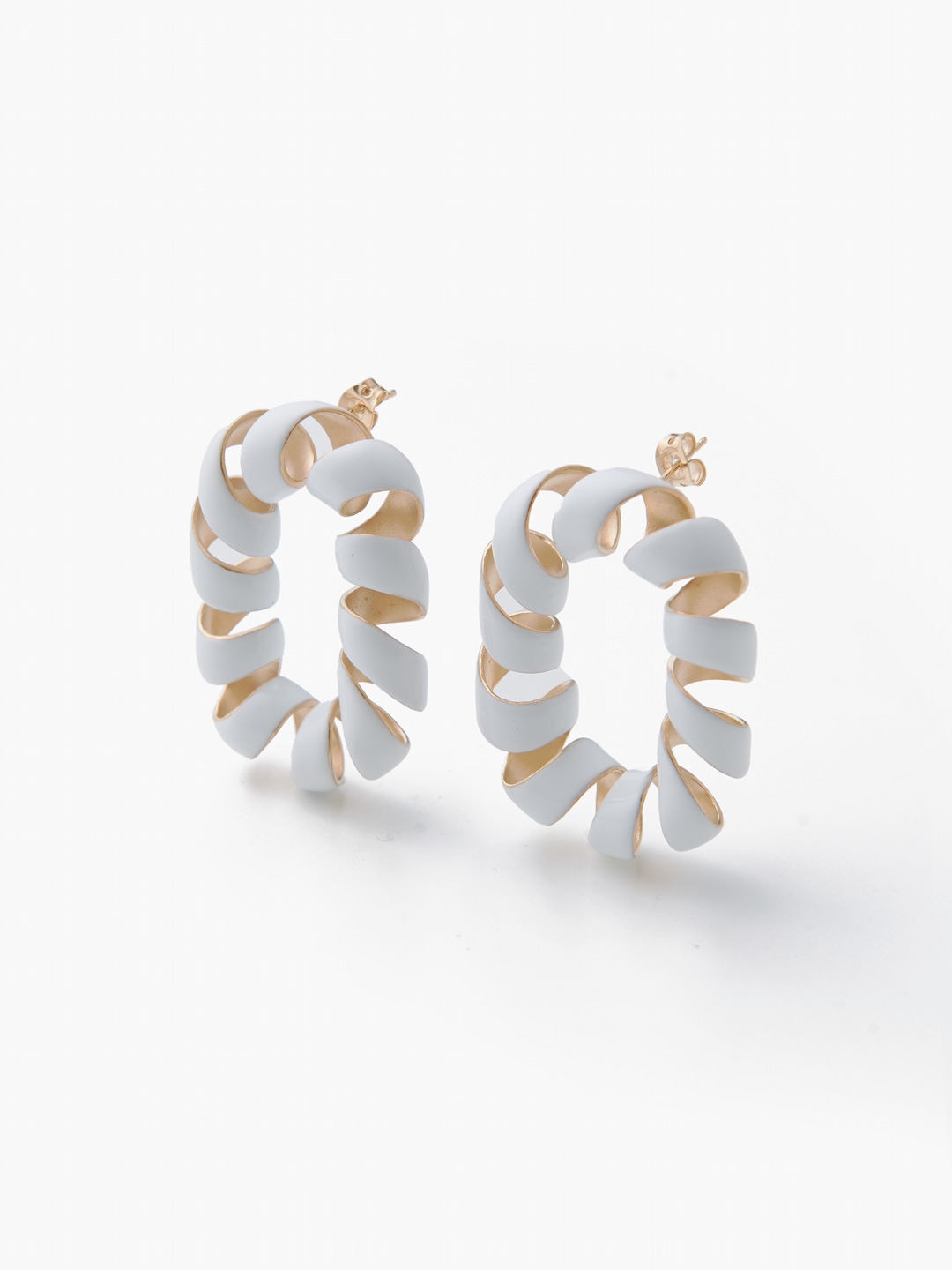 Xl Link Twist Earrings - White