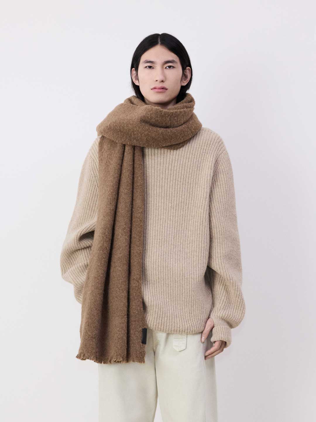Maxi Fluffy Scarf - Brown