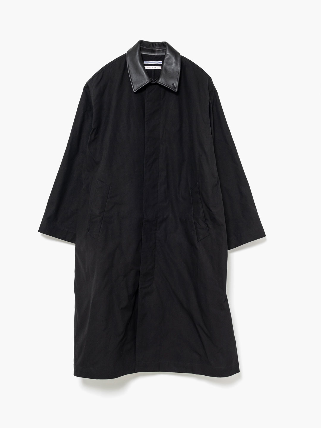 Oversized Water Repellent Trench Coat With Leather Patch - Black