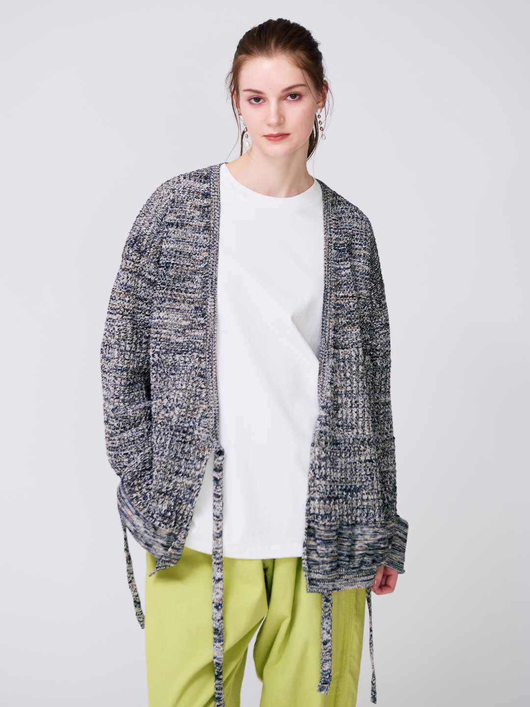Natural Shaped Knit Cardigan - Gray