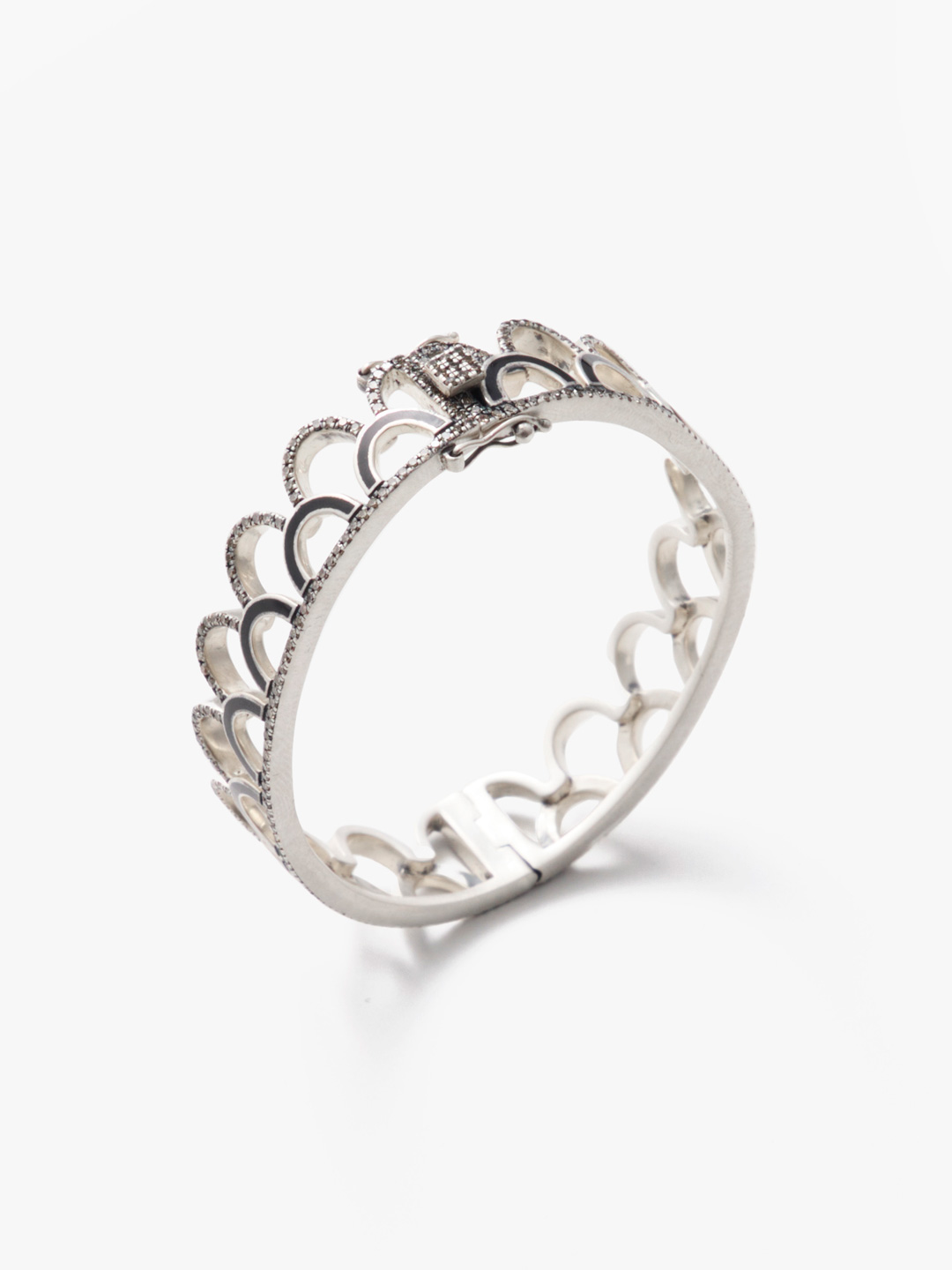 蓮の扇 Silver925 Pave Diamonds With Enamel Cuff 【lf003】 - Silver