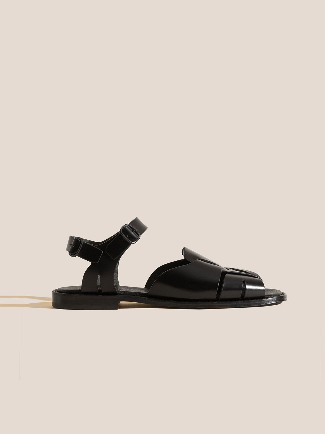 Roca Fisherman Sandals - Black
