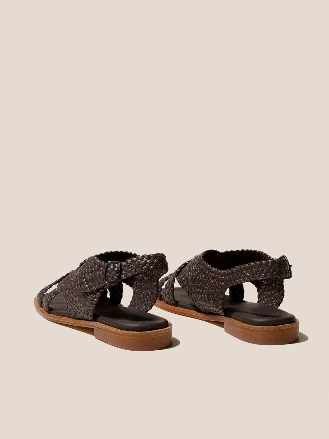 PENYO - Crossover Woven Sandal - Dark Brown