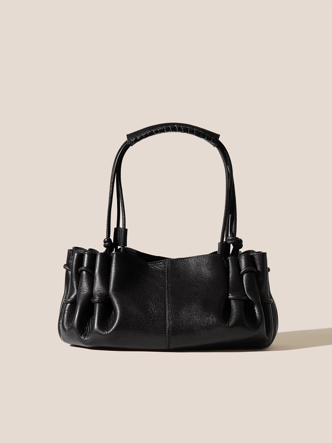 ARTA - Pleated Shoulder Bag - Black