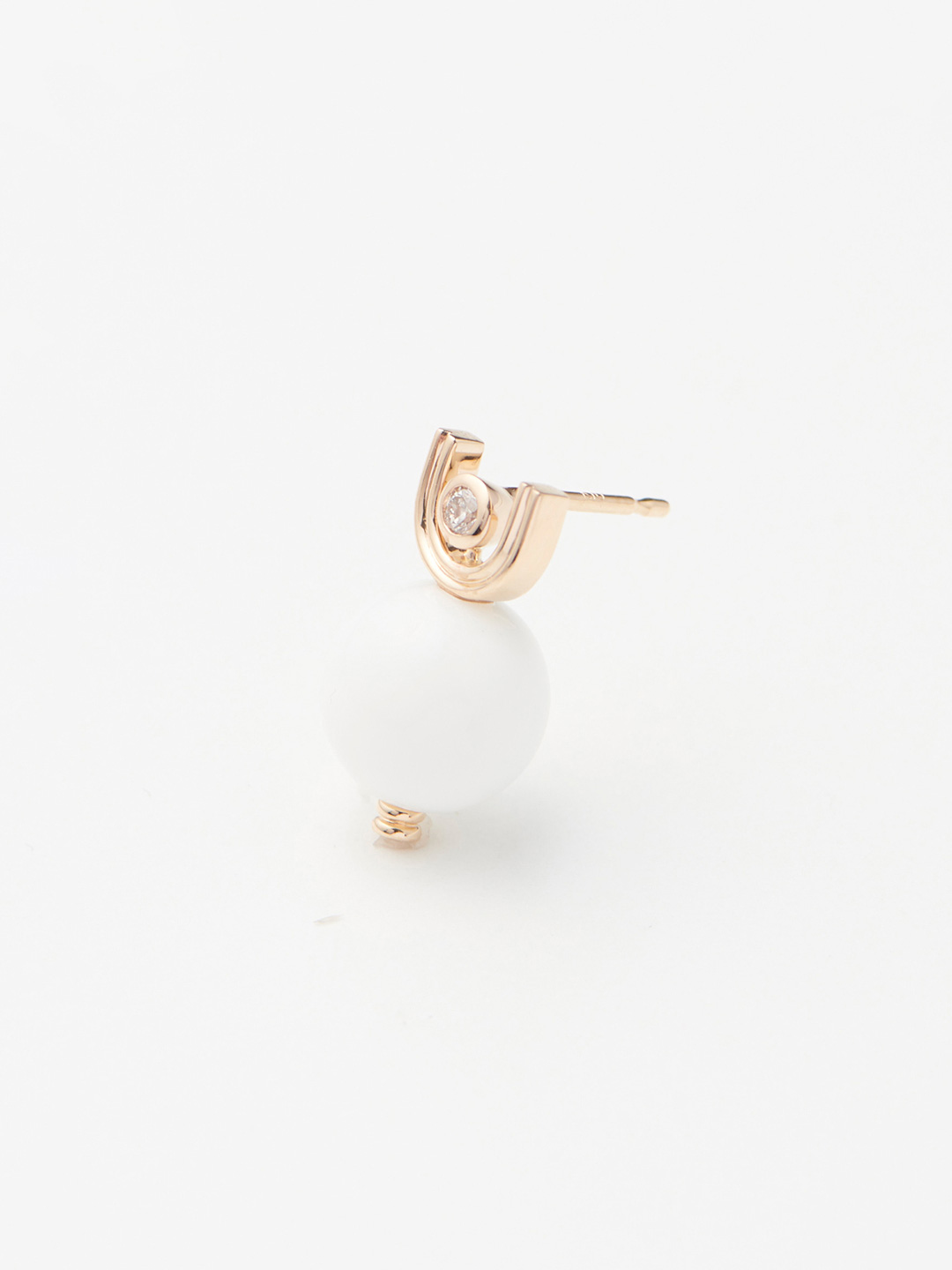 Beluga  Diamond White Agate Earring - Yellow Gold