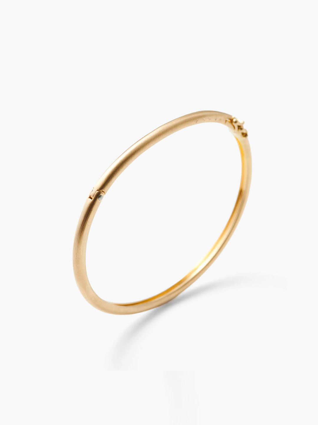 Humete Classic Bangle Slim Refine Metal With Hook 【RF-BR111s】 /  S  - Yellow Gold