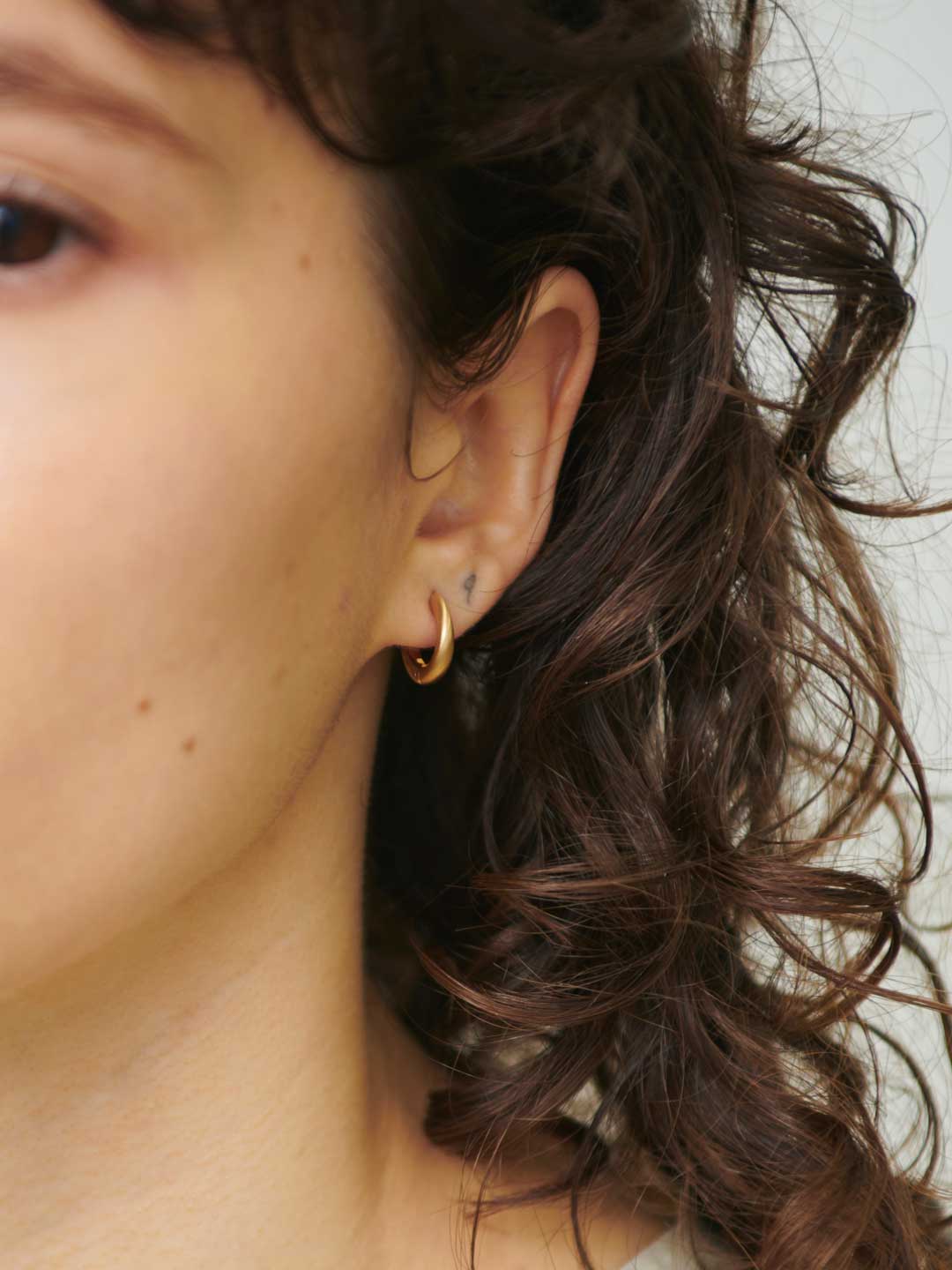 Humete Classic Pierced Earrings M - Yellow Gold