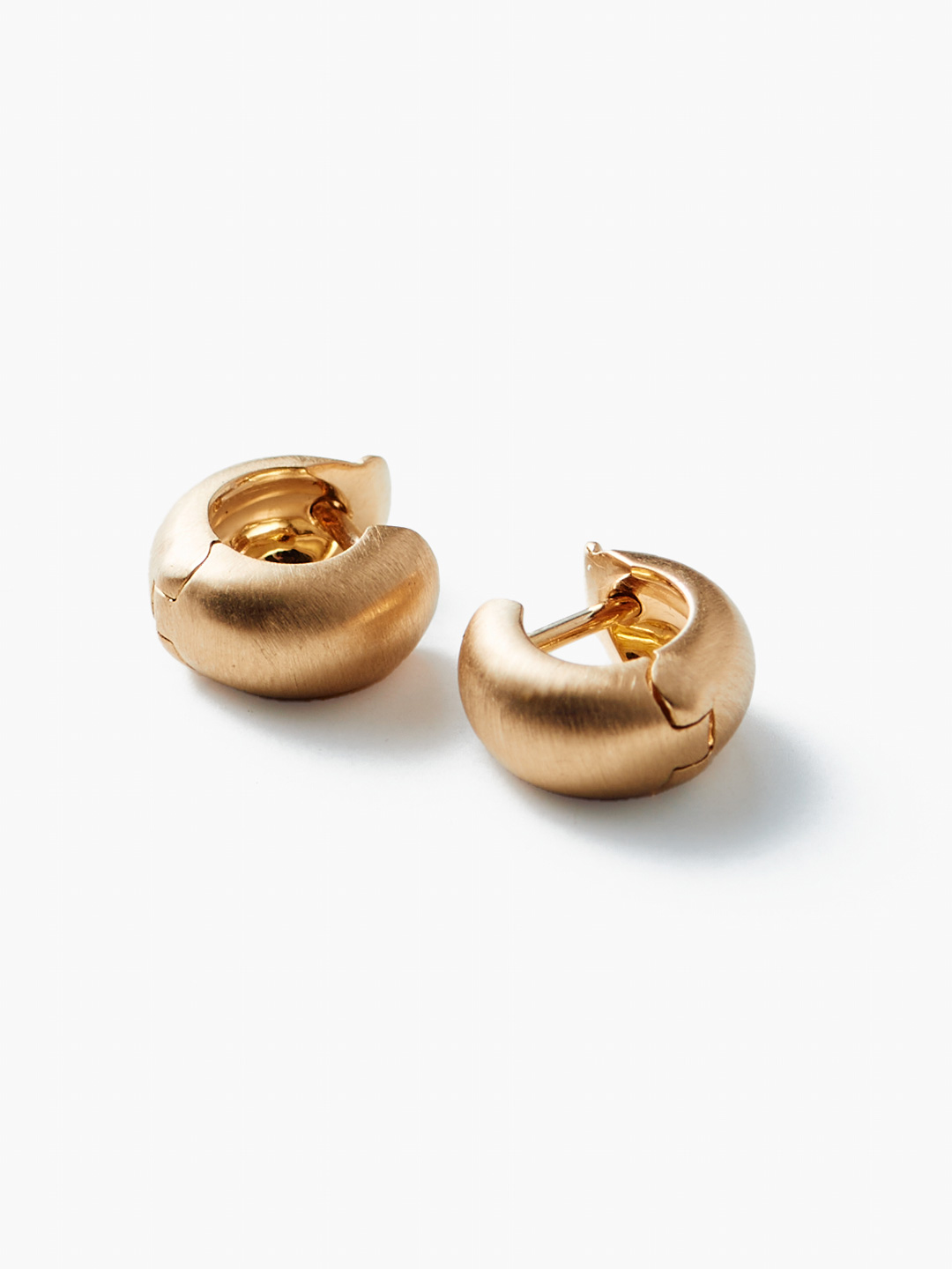 Humete Bauhaus Pierced Earrings S - Yellow gold
