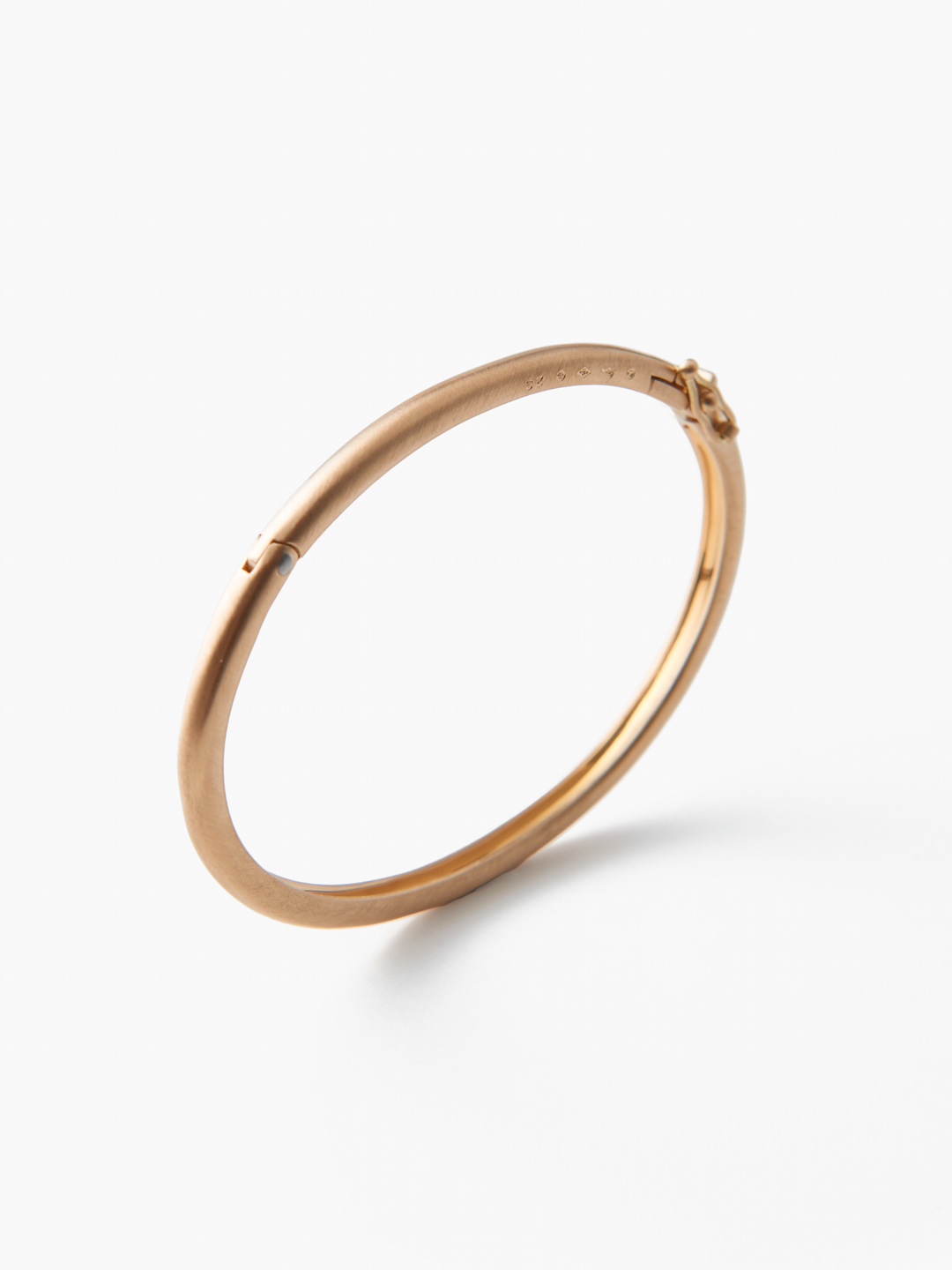 Humete Refine Metal Hook Bangle 【RF-BR113m】  2S -Yellow Gold