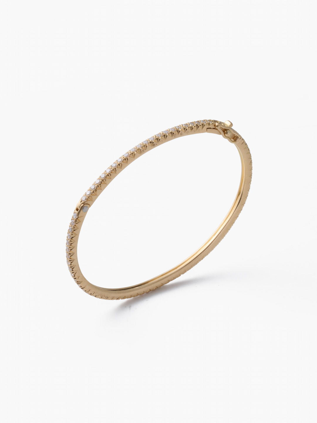 Humete Classic Diamond Bangle Slim Refine Metal with Hook【RF-BR112S】 / 2S - Yellow Gold