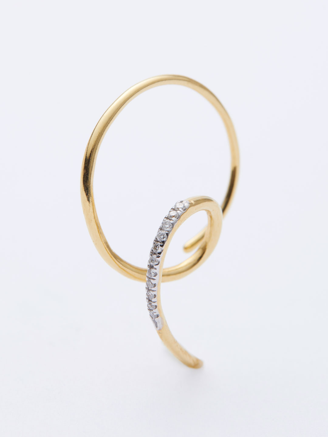 The Race Dia Pierced Earring - Yellow Gold