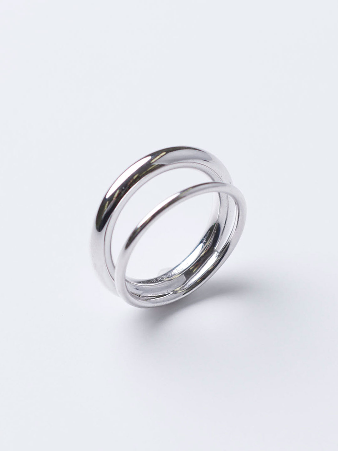Offset V Ring - Silver