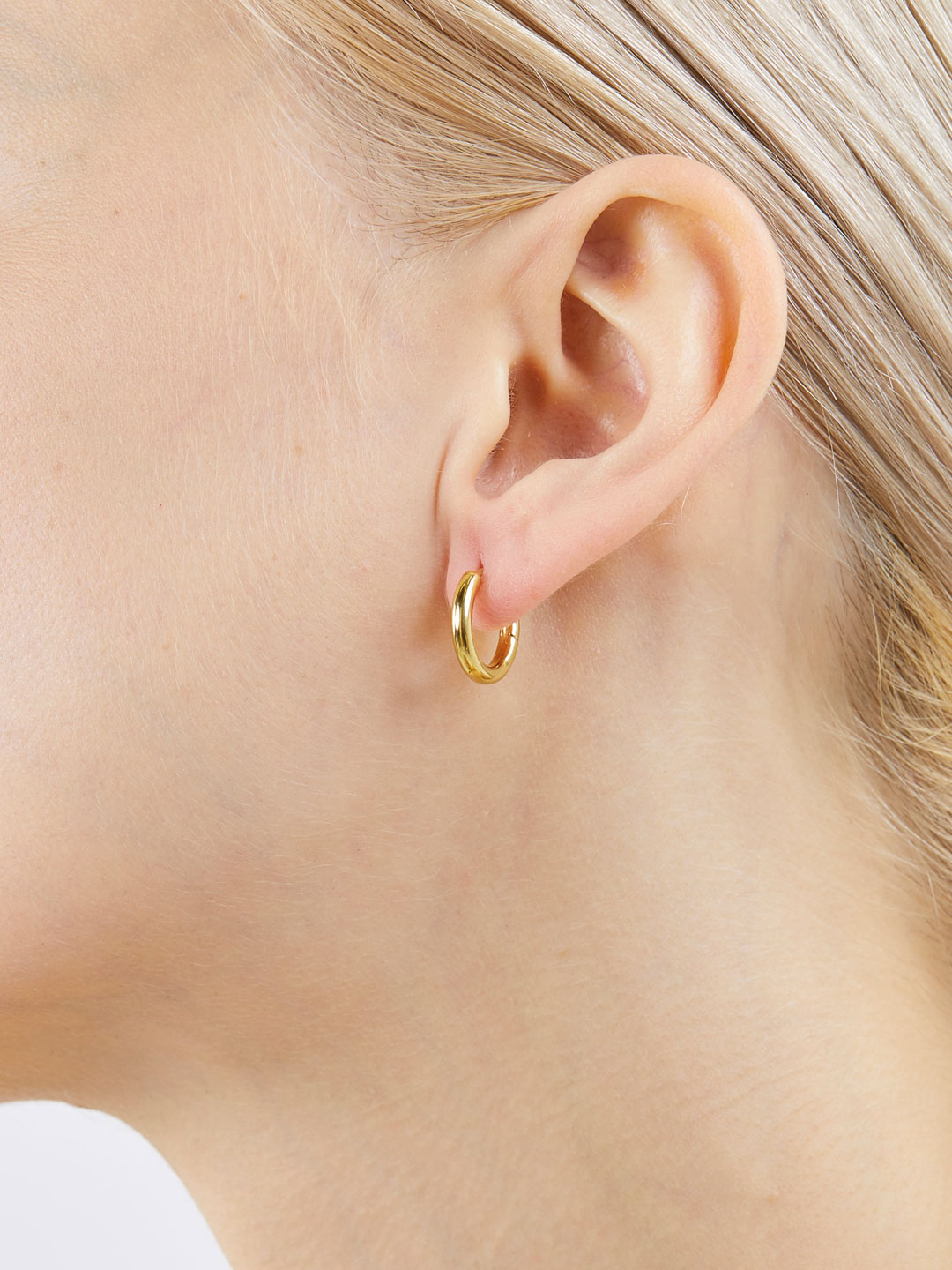 Polo Huggie Pierced Earring - Yellow Gold