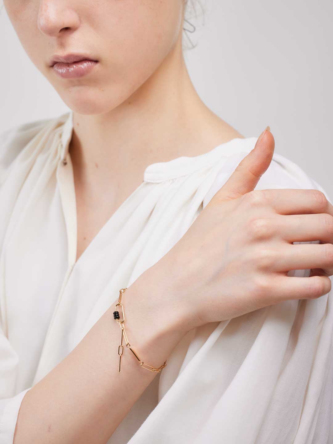 MARIA BLACK Fine Jewellery (マリア ブラック ファイン ジュエリー) リブフープ 15 ピアス イエロー