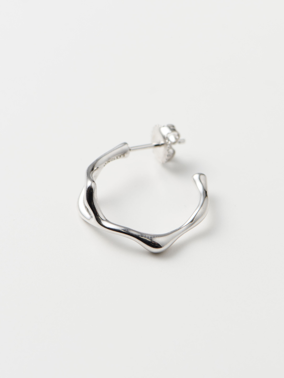 Luna Hoop 18 Pierced Earring - Silver