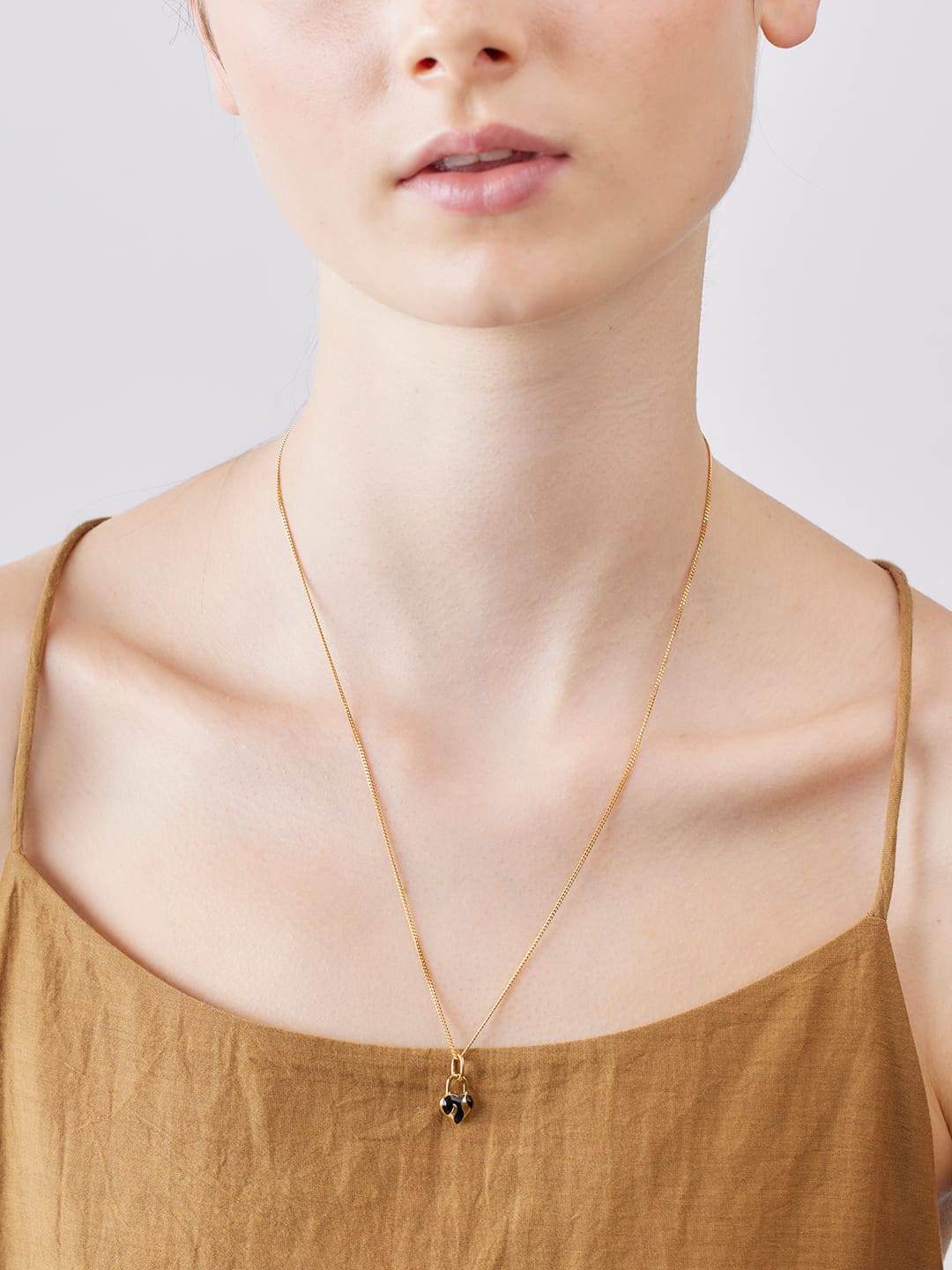 Passion Necklace Black Gold - Yellow Gold