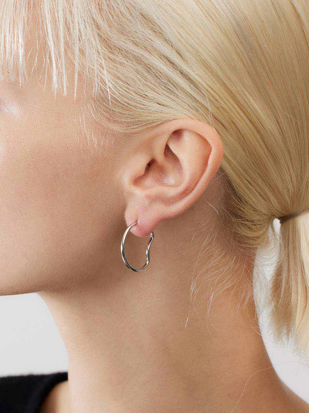 Copenhagen 20 Hoop Pierced Earring - Silver