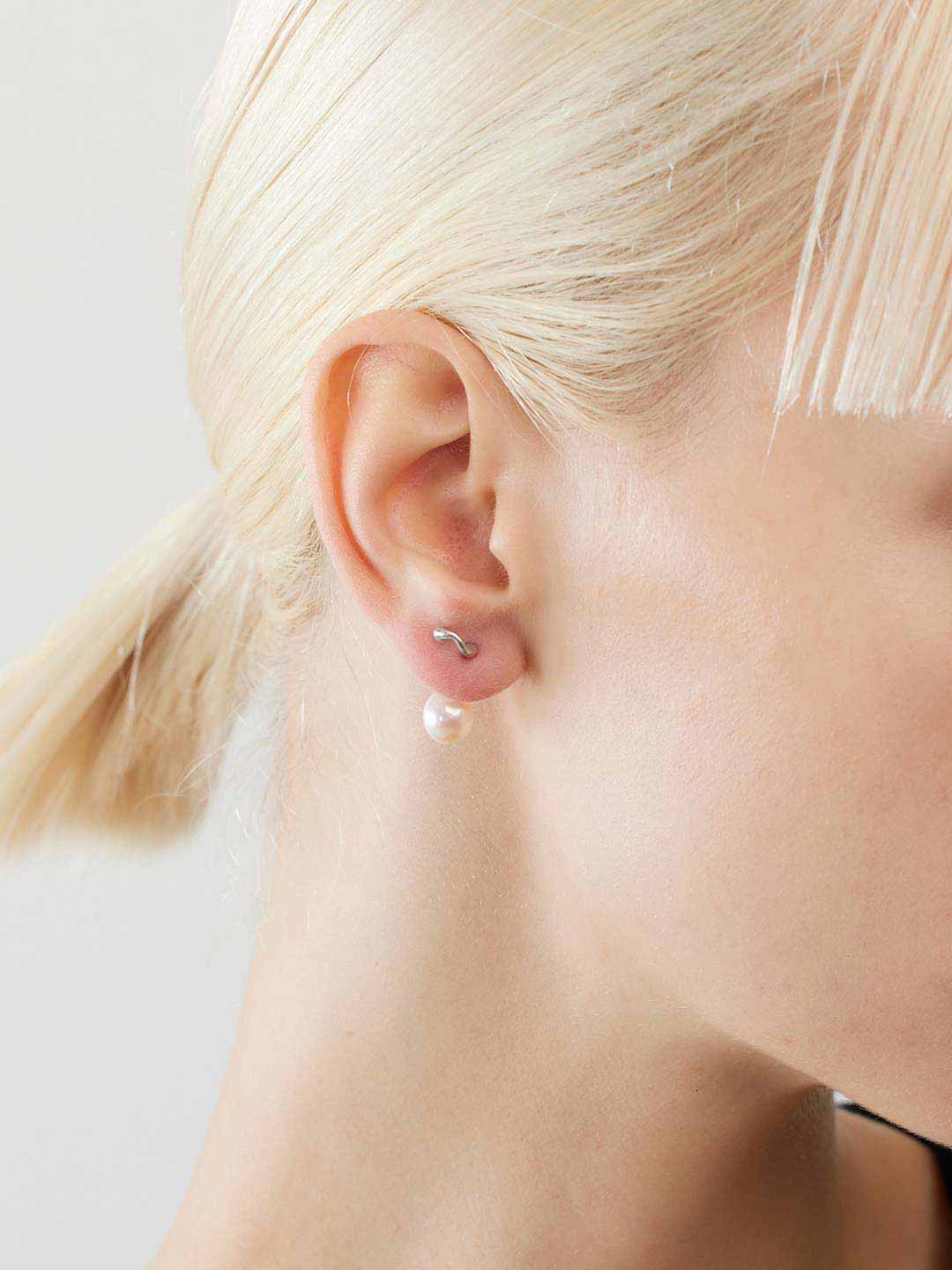 Operaen Stud Pierced Earring - Silver