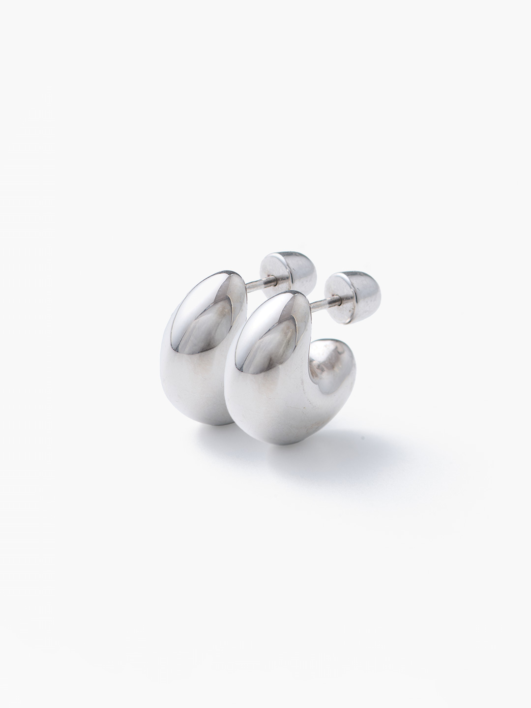 Tryvann Pillow Pierced Earring Pair - Silver