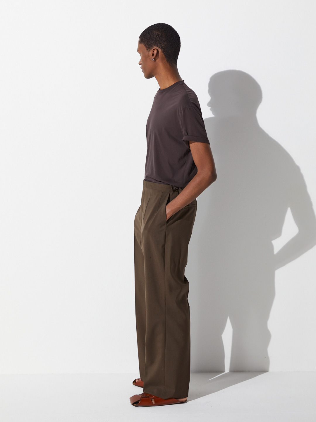Light Cotton Tee - Dark Brown