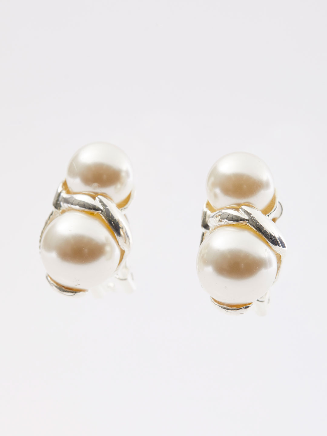 Double Pearl Clip On Earring - Silver
