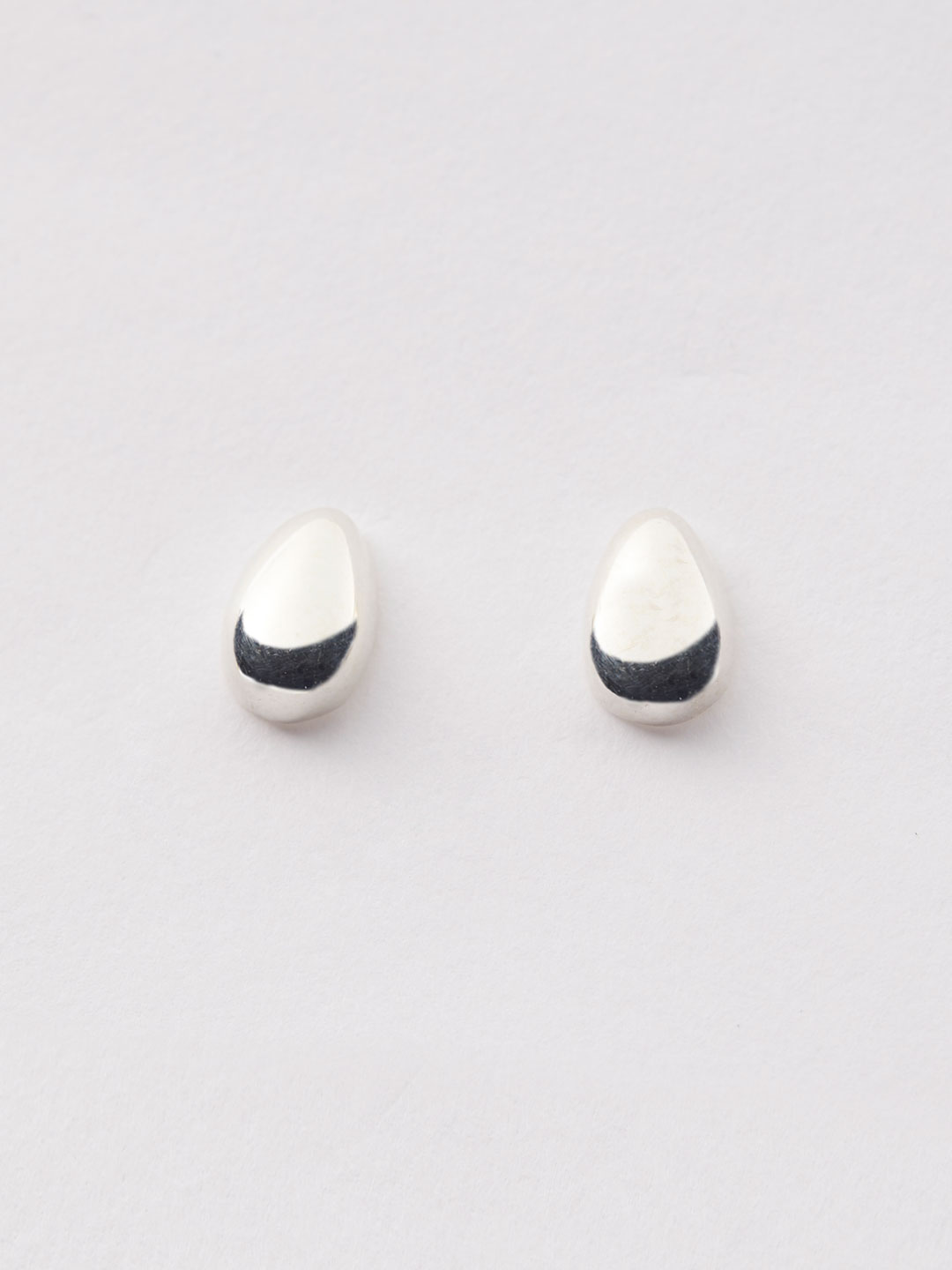 Tiny Egg Studs Pierced Earring - Silver