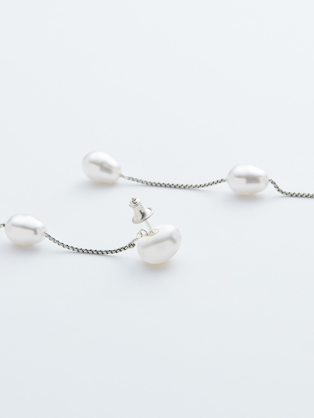 Pearl Drop Pierced Earring / S - Silver