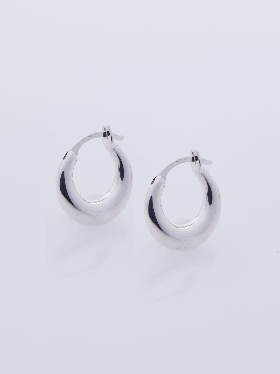 Tiny Essential Hoops - Silver