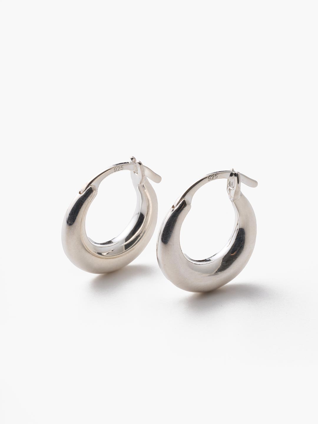 Tiny Essential Hoops - Silver