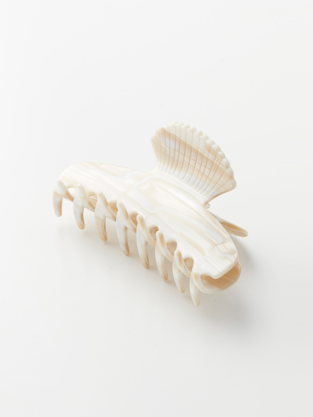 Fan Shell Hair Claw - Off White/Mother of Pearl