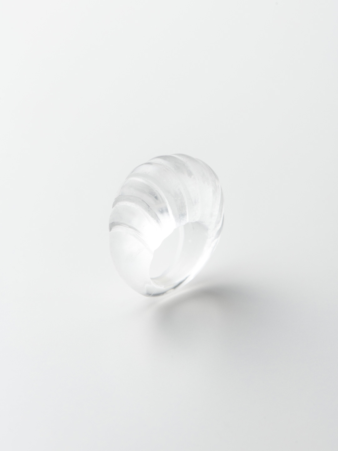 Quartz Large Shell Ring - Clear