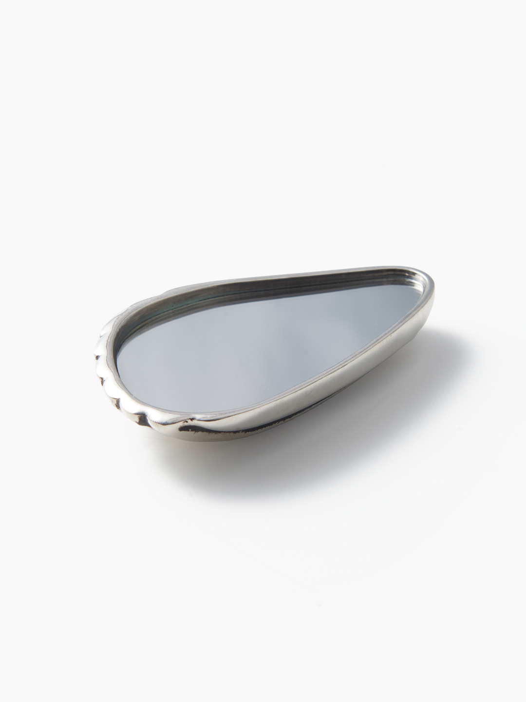 Coquille Hand Mirror - Silver