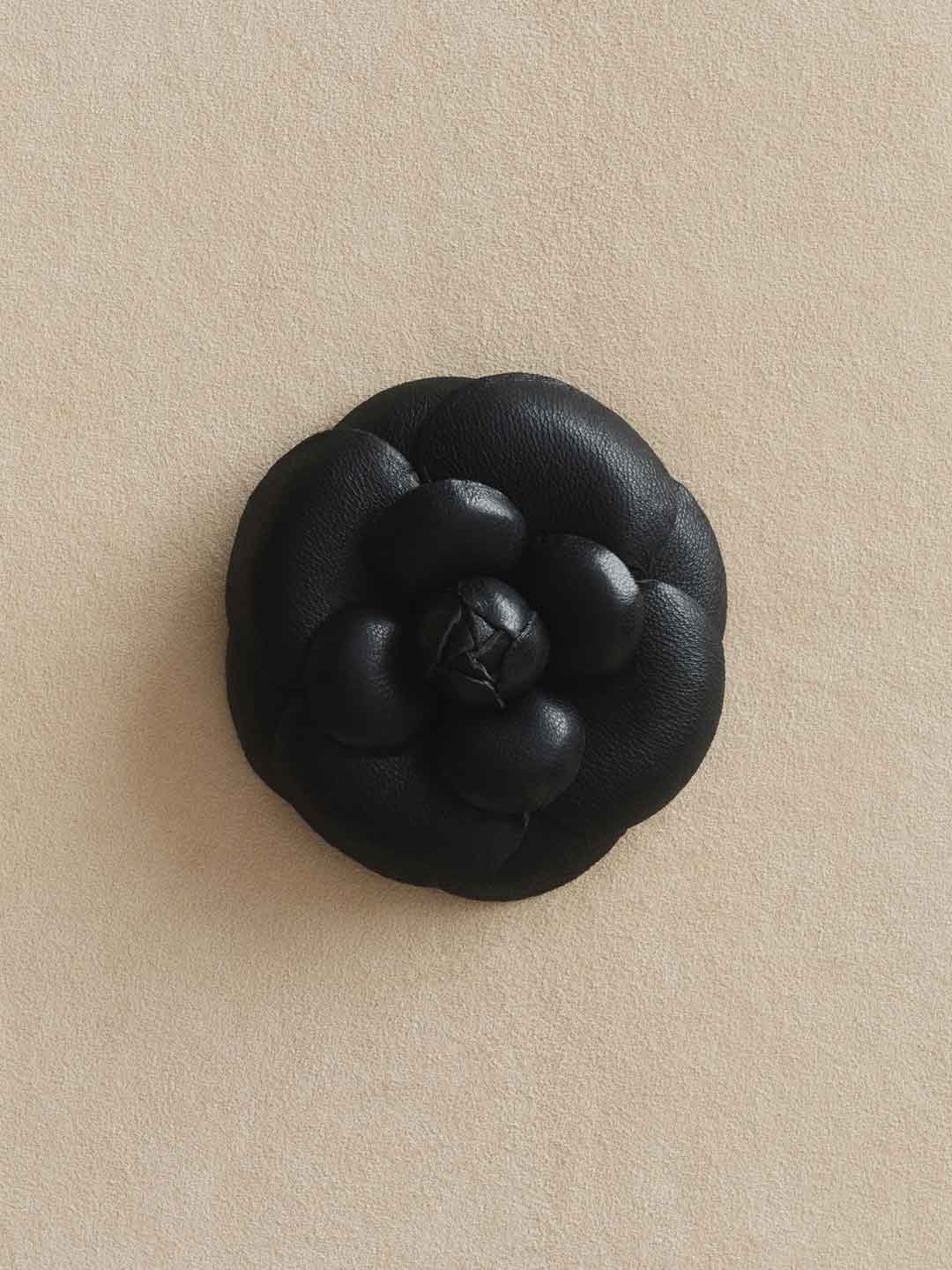 Camellia Hair Tie - Black