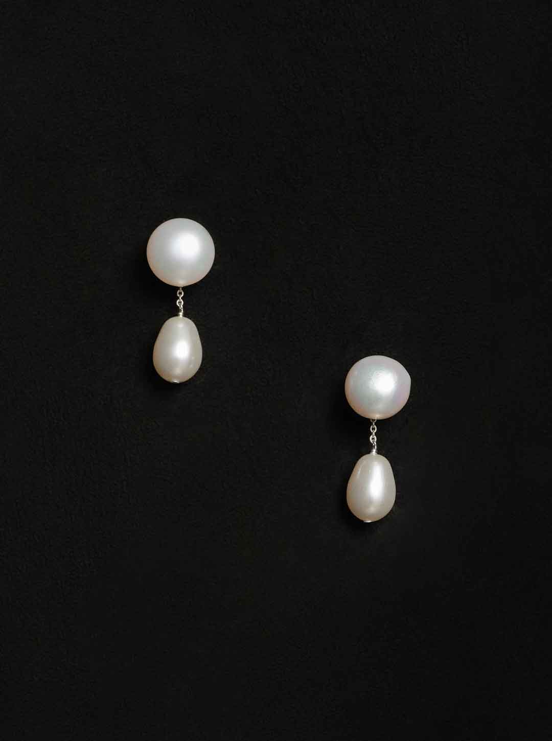 Small Eleanor Pierced Earrings - Silver