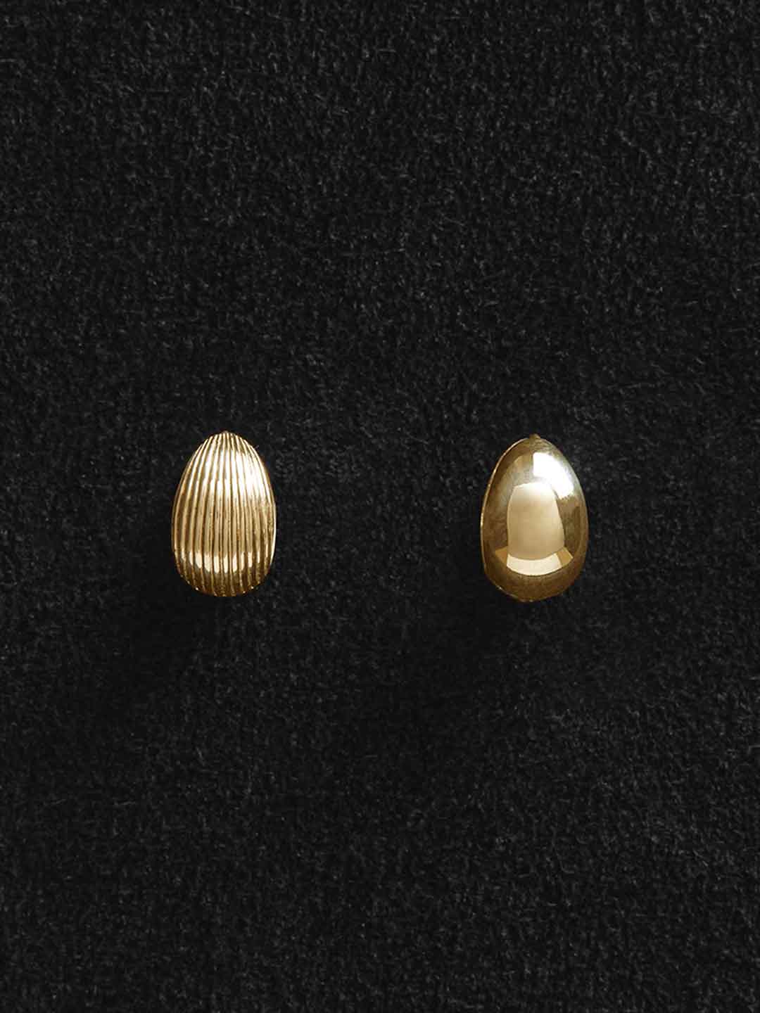Gold Reversible Hinged Hoops - Yelow Gold