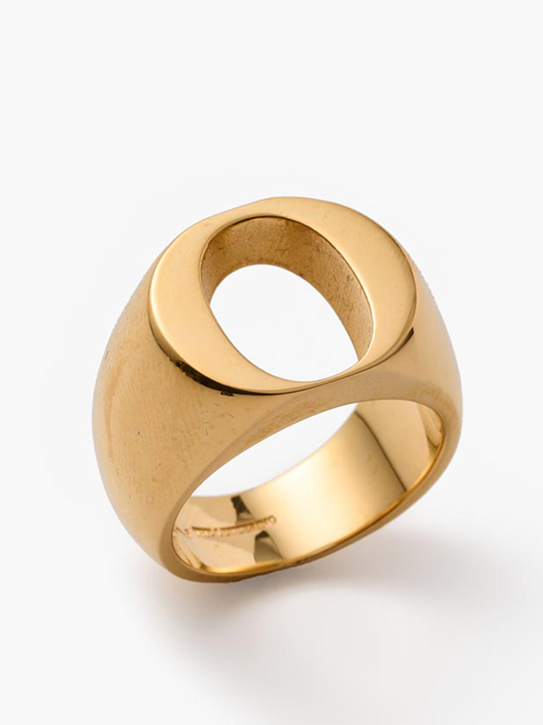 Alphabet Ring O - Gold