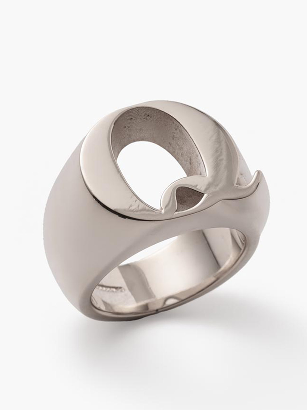 Alphabet Ring Q - Silver