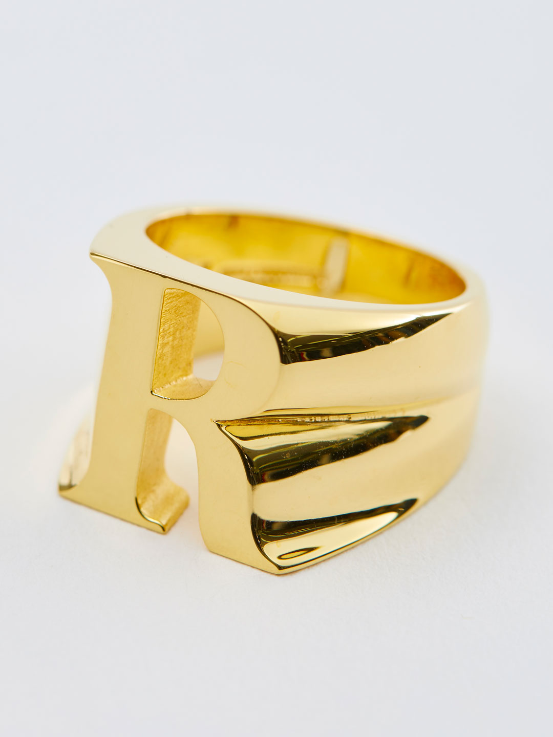 Alphabet Ring R - Gold