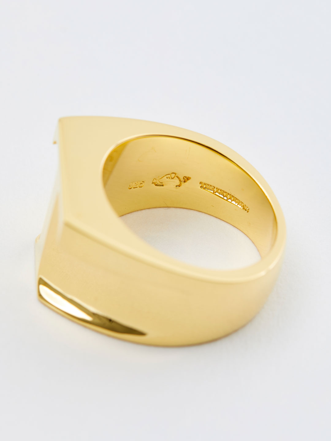 Alphabet Ring T - Gold