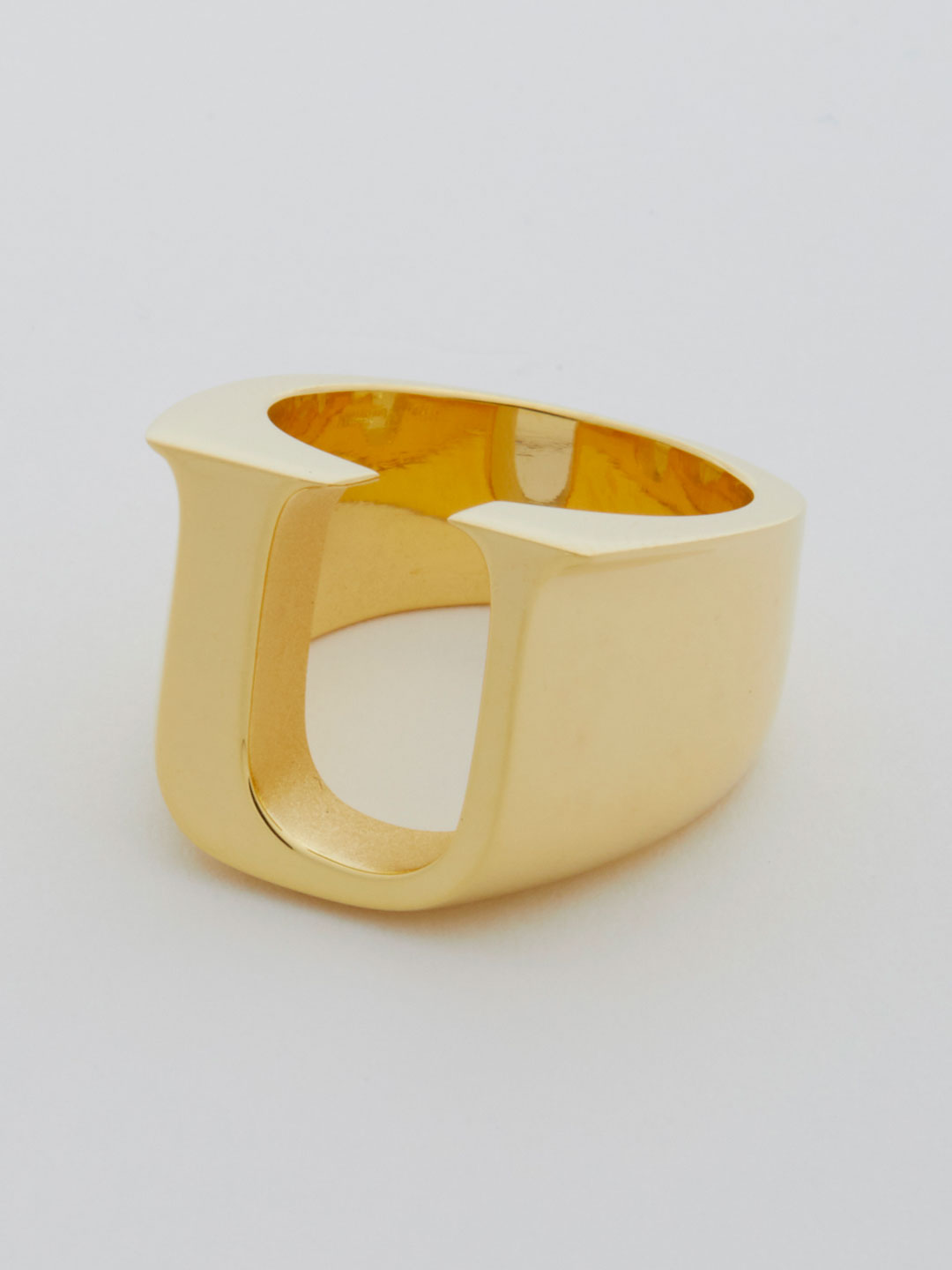 Alphabet Ring U - Gold