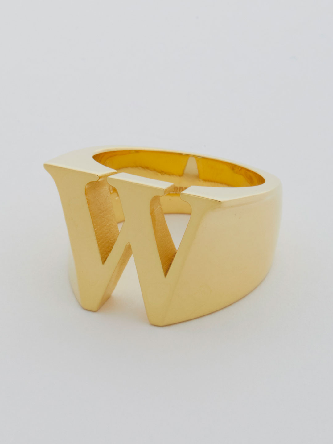 Alphabet Ring W - Gold