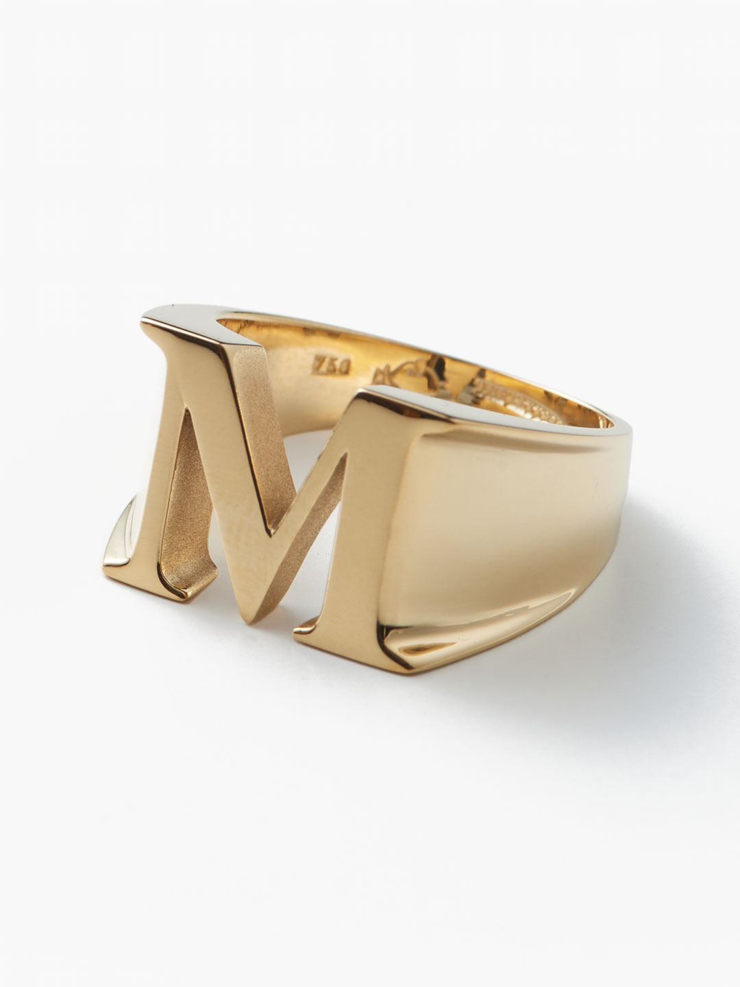 18K Alphabet Ring M - Gold