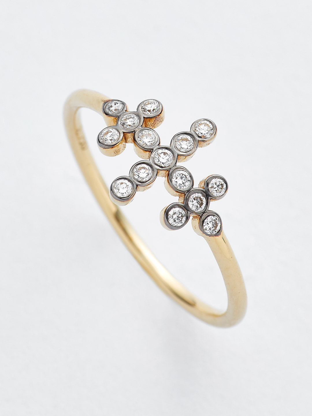 Diamond Ring - 18K Yellow Gold