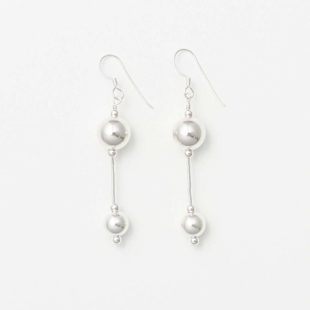 ピアス